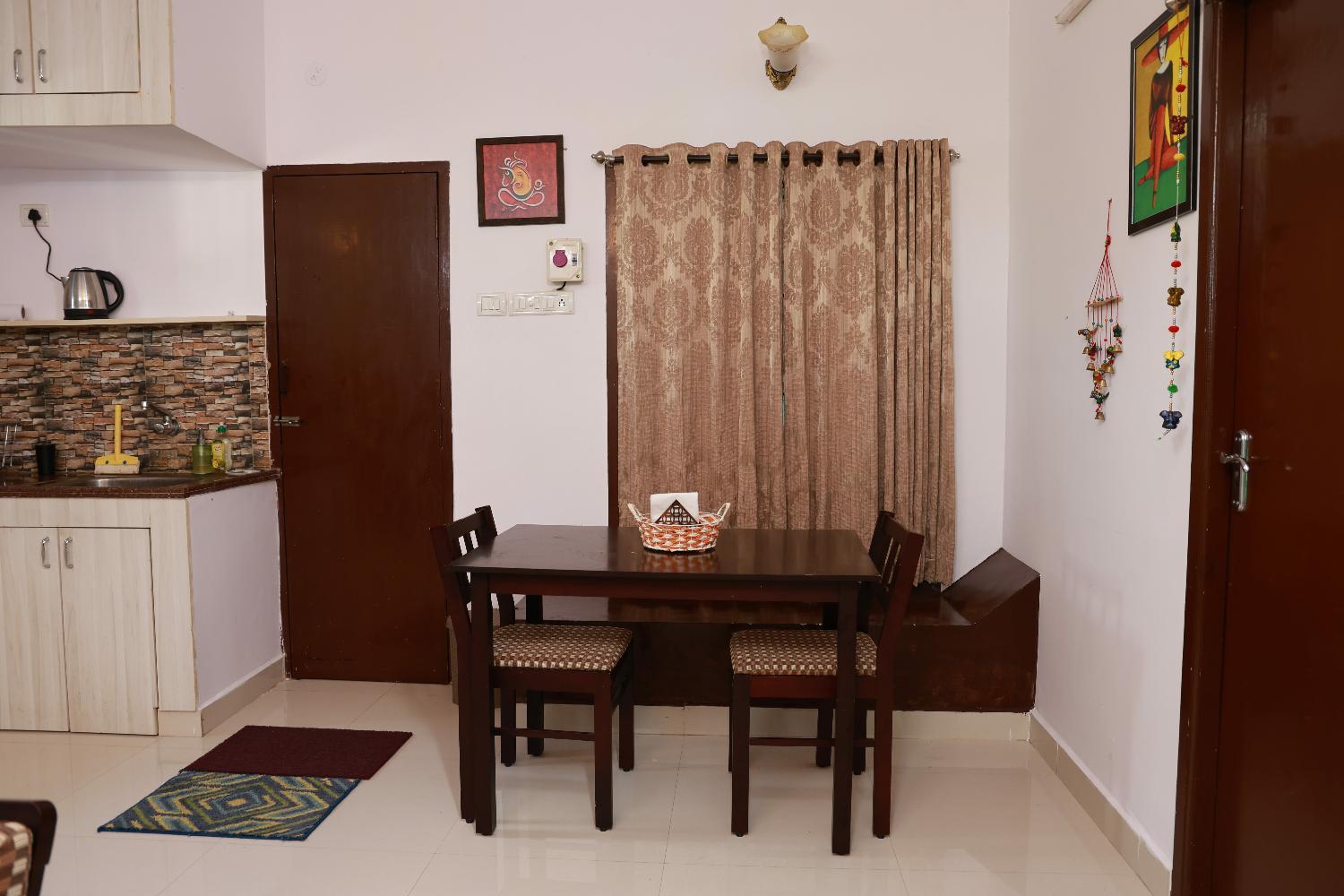 מהבליפורם Mahabs Homestay Villa מראה חיצוני תמונה